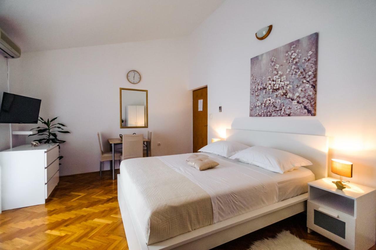 Apartments Korda L&M- Suhi Potok Jesenice  Eksteriør bilde